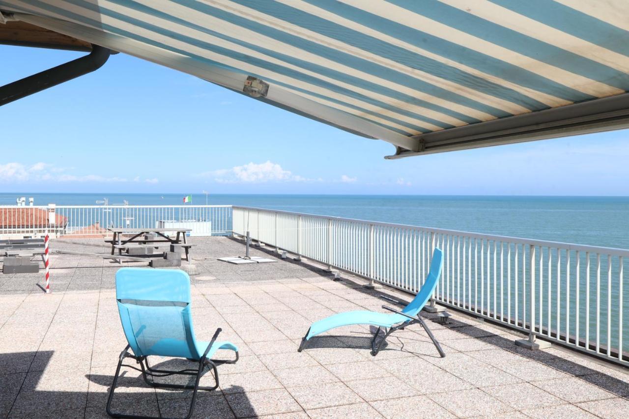 カオルレPenthouse Attico Maraアパートメント エクステリア 写真