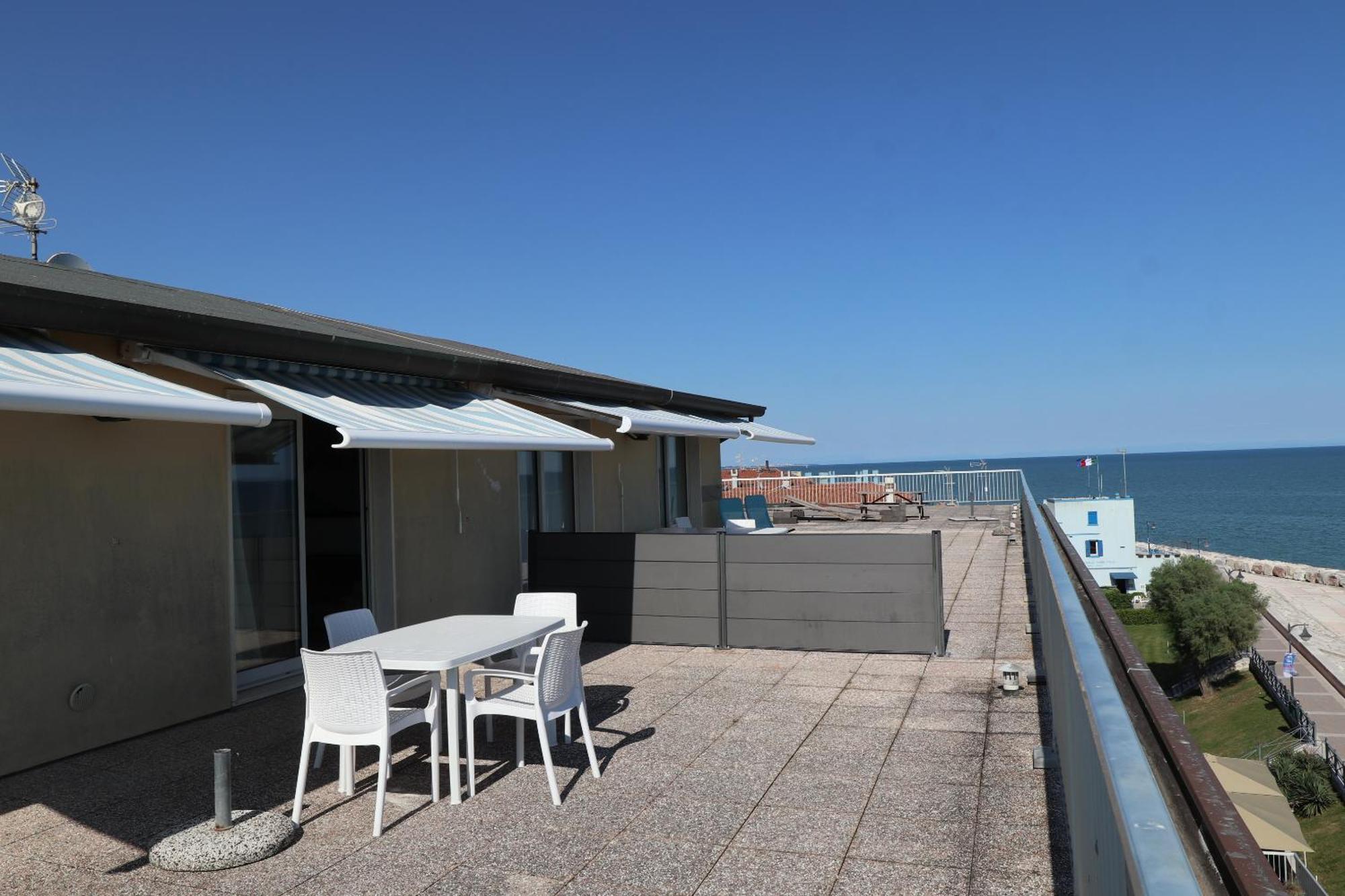 カオルレPenthouse Attico Maraアパートメント エクステリア 写真